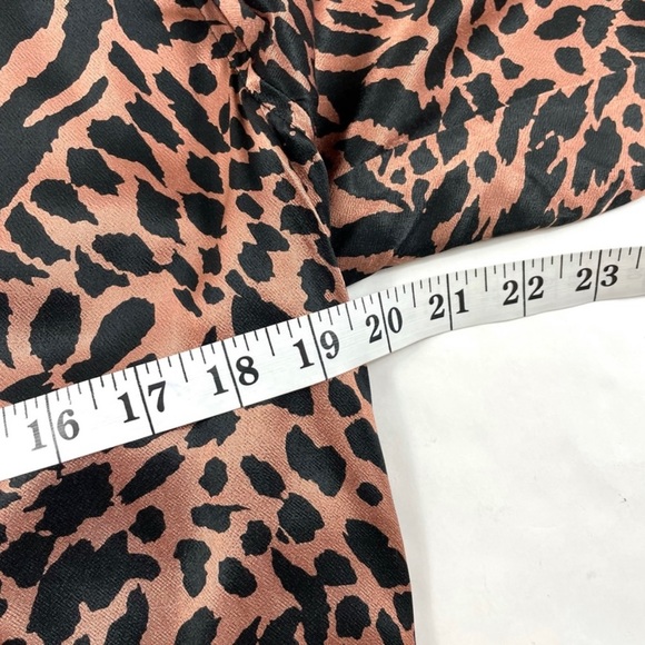 Rails Pearl Animal Print Popover Top In Cinnamon Mixed Animal Size S - Picture 10 of 11